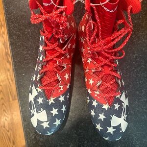Brand Nee Under Armour Men’s football cleats, size 15